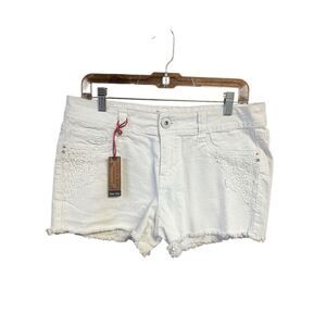 Amethyst Embroidered White Low  Rise Shorts Sz 11 NWT